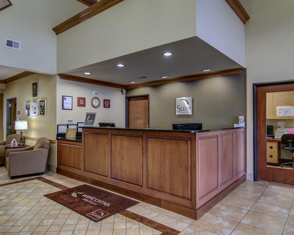 Sleep Inn & Suites Madison - Monona Buitenkant foto