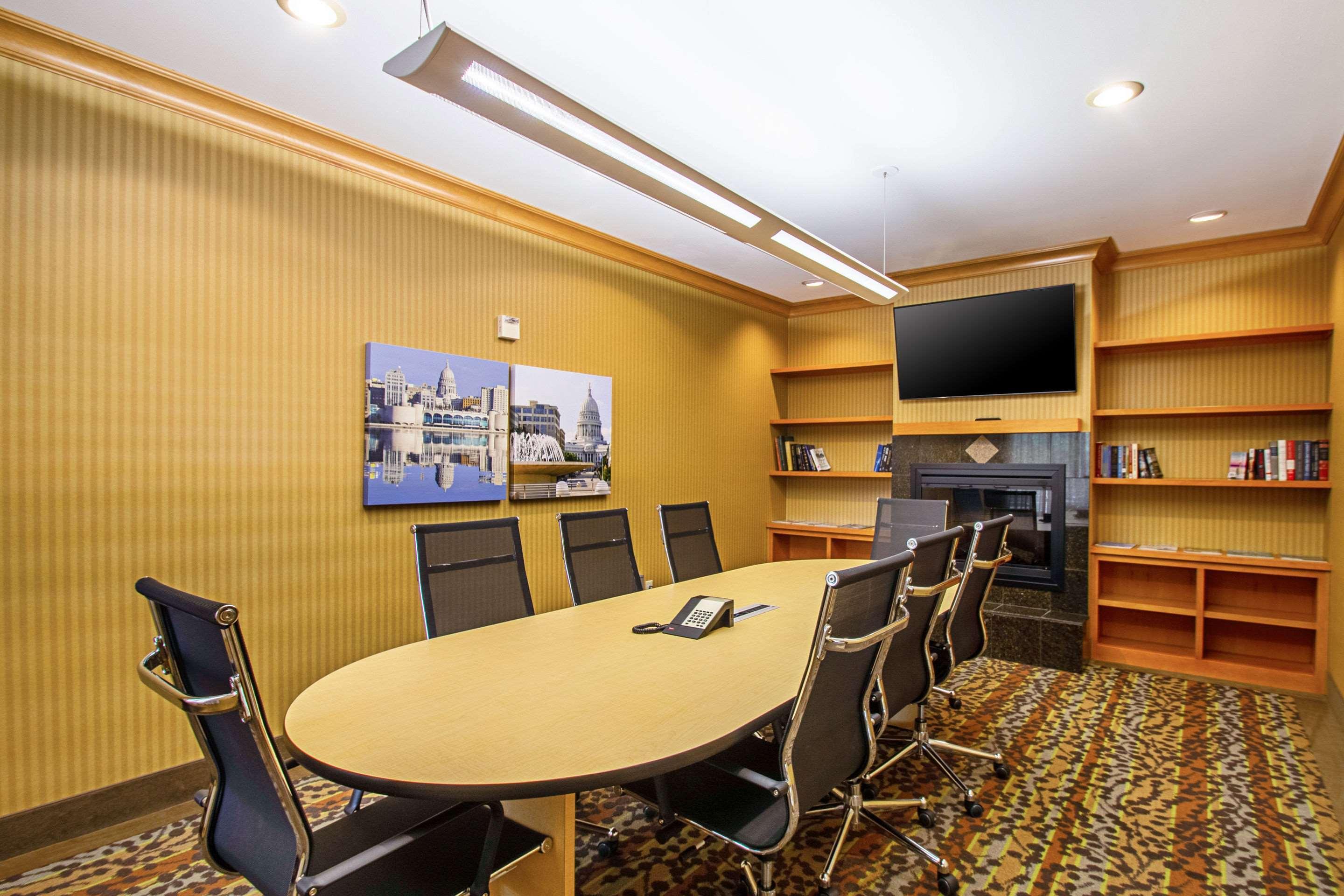 Sleep Inn & Suites Madison - Monona Buitenkant foto