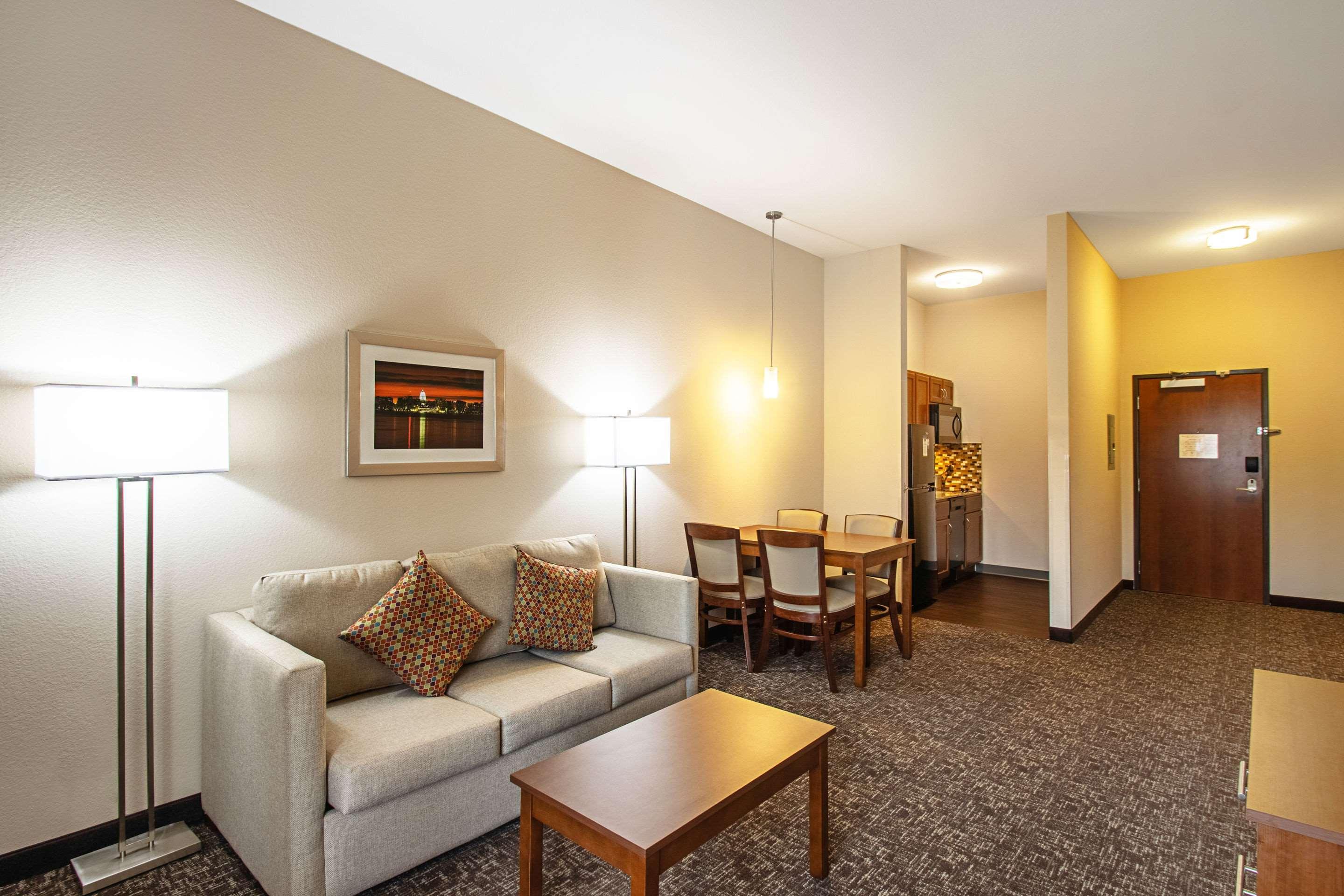Sleep Inn & Suites Madison - Monona Buitenkant foto